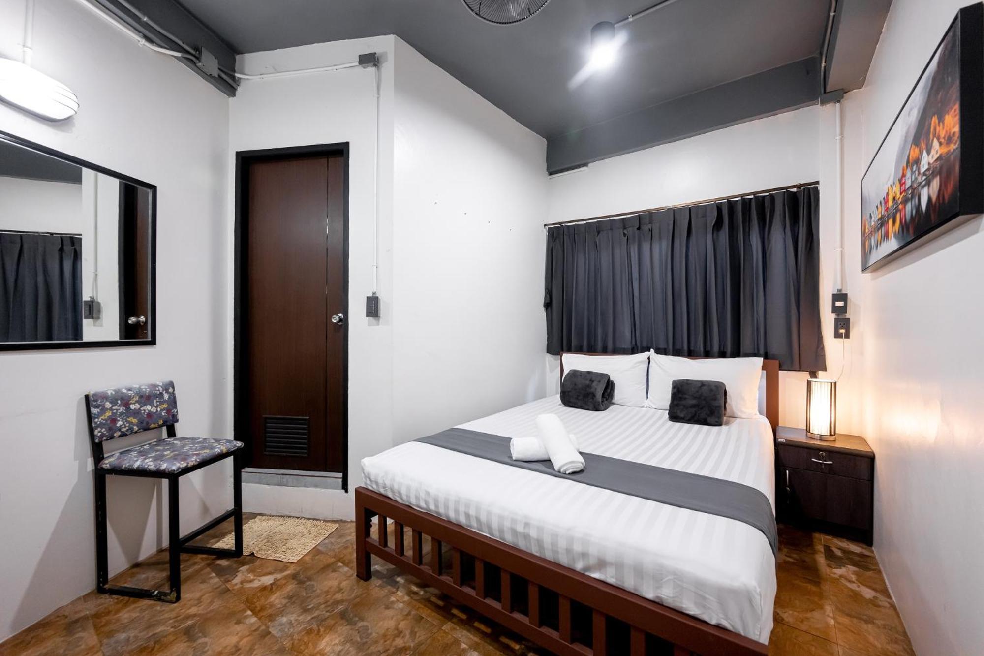 Vibes Hostel Bangkok Luaran gambar