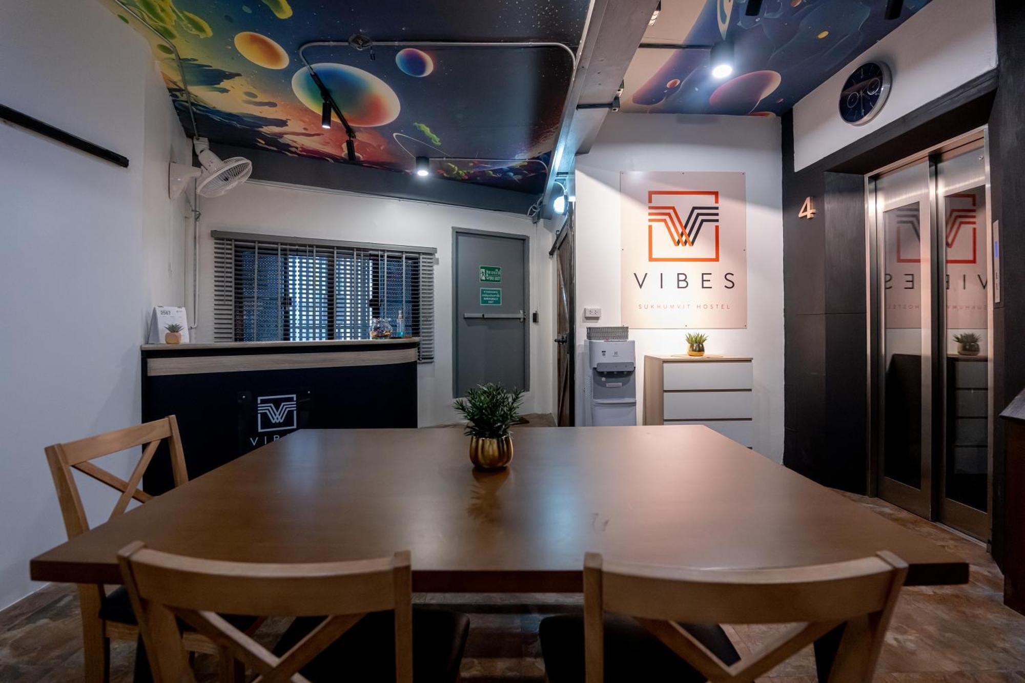 Vibes Hostel Bangkok Luaran gambar